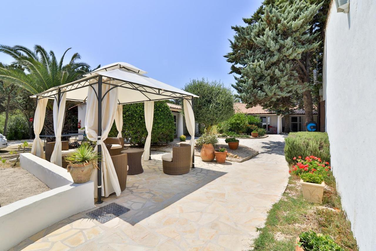 Les Rizieres Hotel Saintes-Maries-de-la-Mer Bagian luar foto